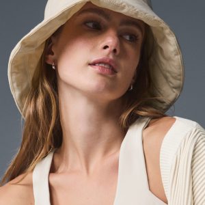 Good Shade Puffer Bucket Hat - Oat Milk