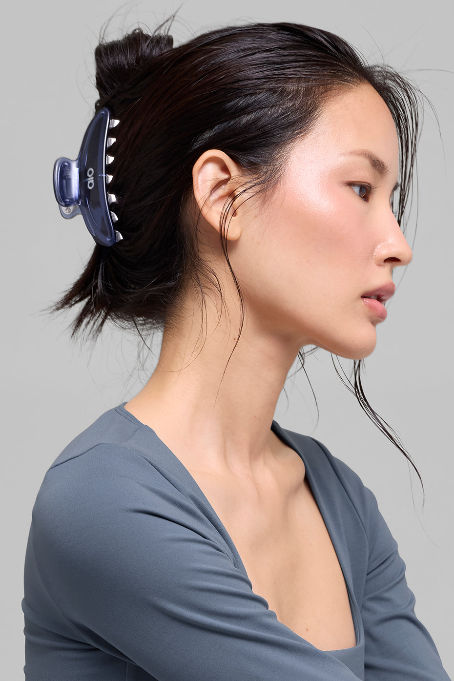 Acrylic Illusion Claw Clip - Bluestone/Chrome - Image 4