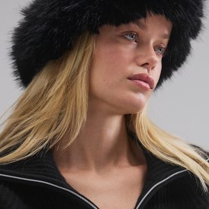 Courchevel Cashmere Faux Fur Beanie - Black