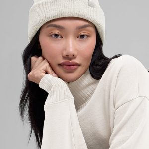 Cable Knit Winter Bliss Beanie - Ivory