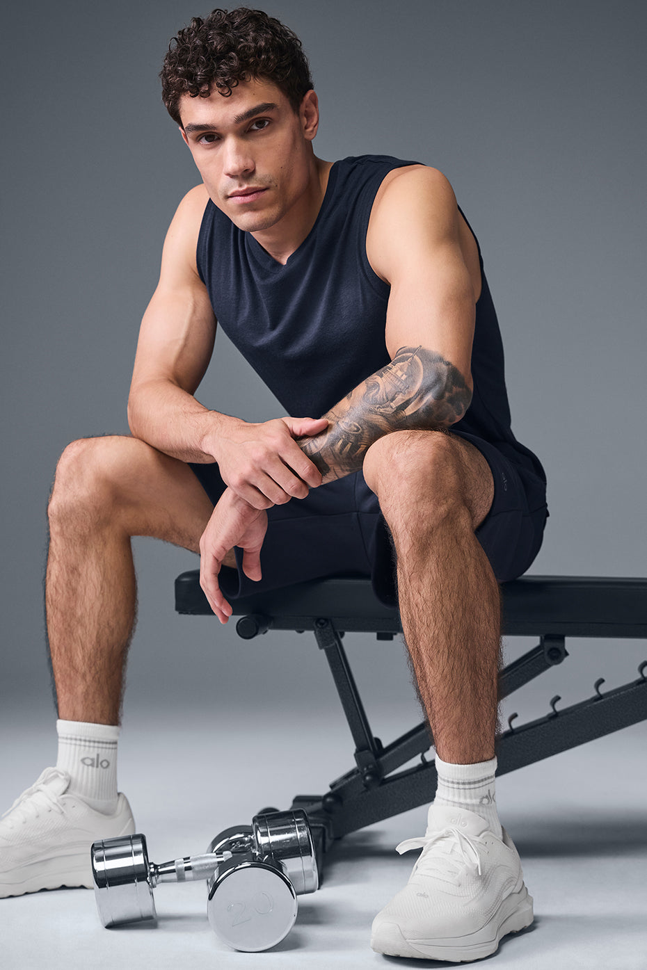 The Triumph Muscle Tank - Navy - Image 5