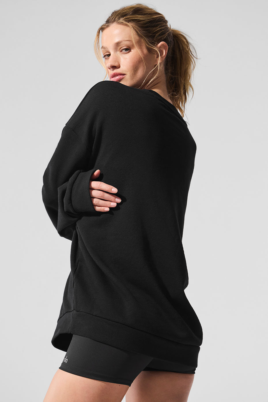 Chill Crew Neck Pullover - Black - Image 2