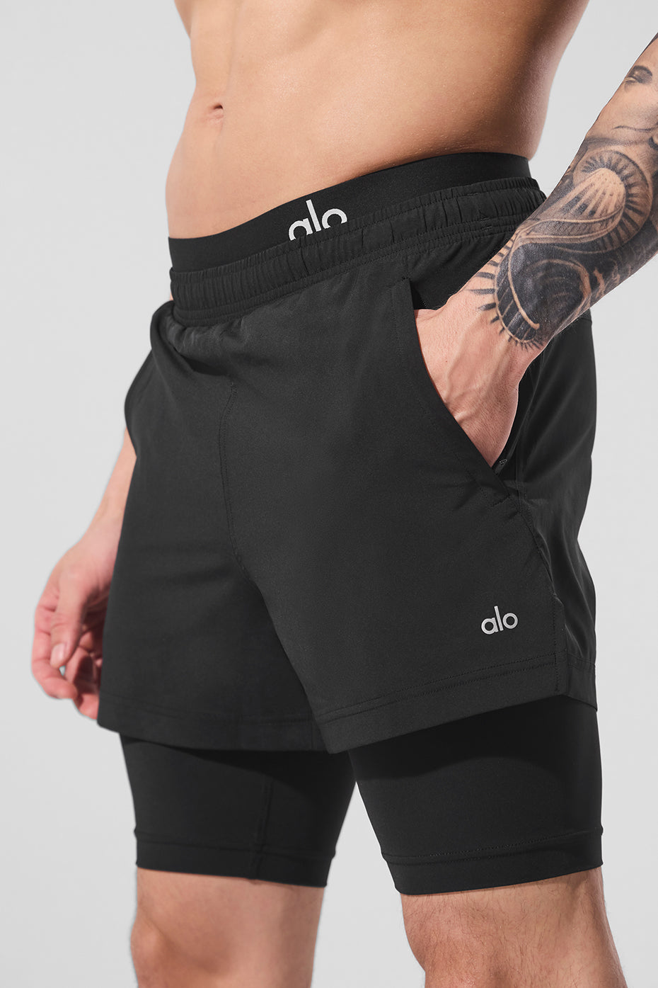 5 Revival 2-In-1 Short - Black/Black - Image 2