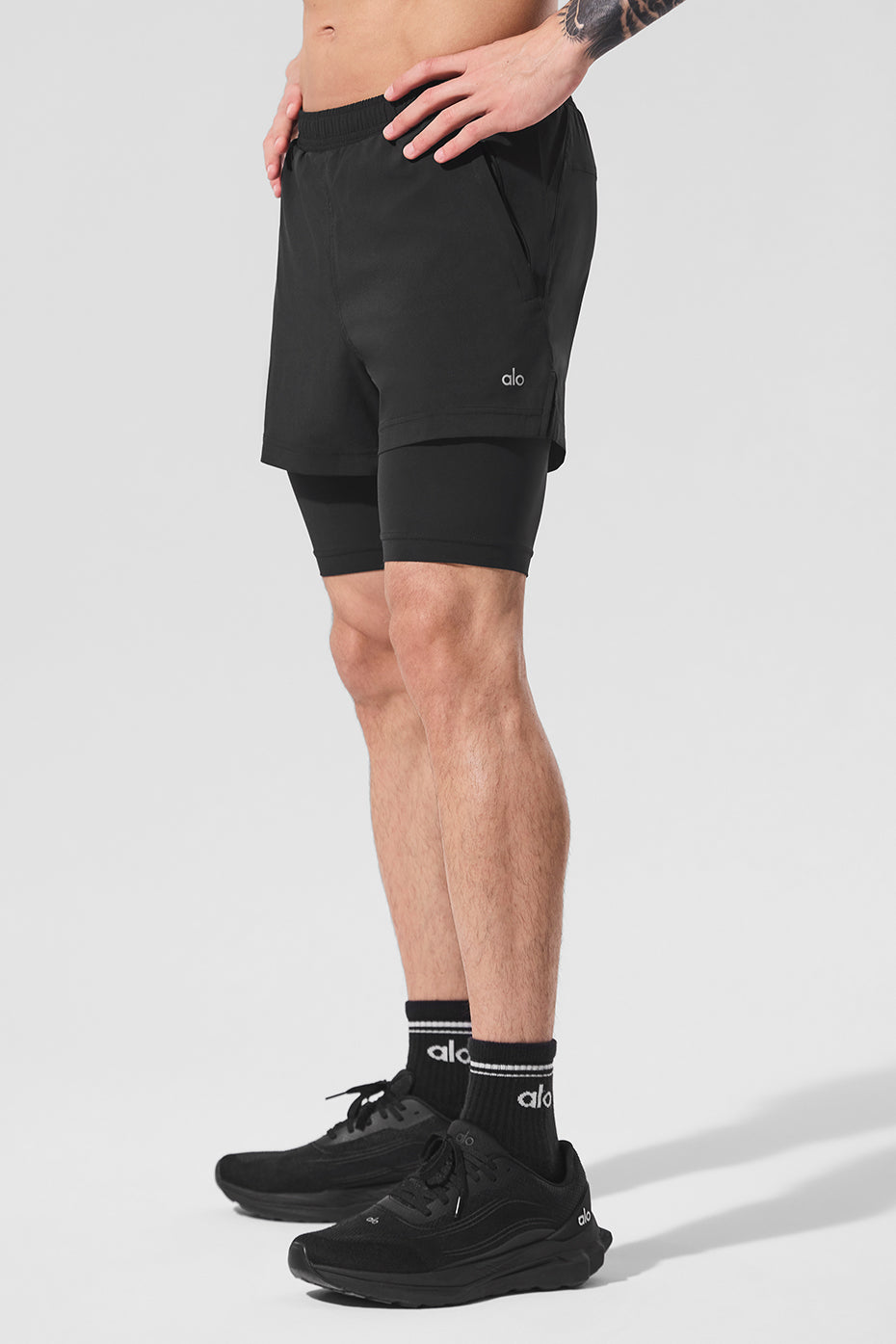 5 Revival 2-In-1 Short - Black/Black - Image 3