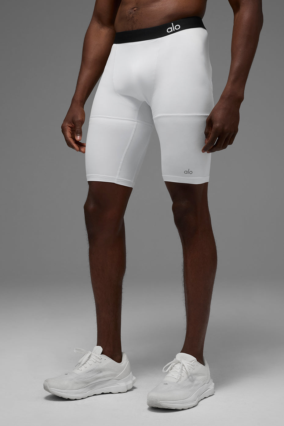 9 Flight Compression Short - White