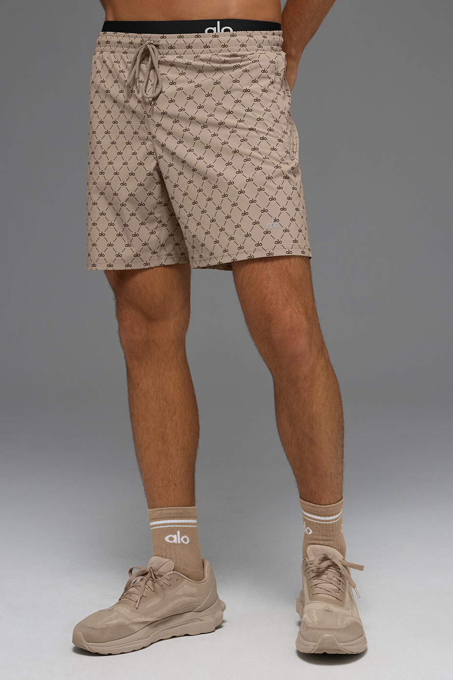 7 Diamond Circuit Short - Gravel/Espresso