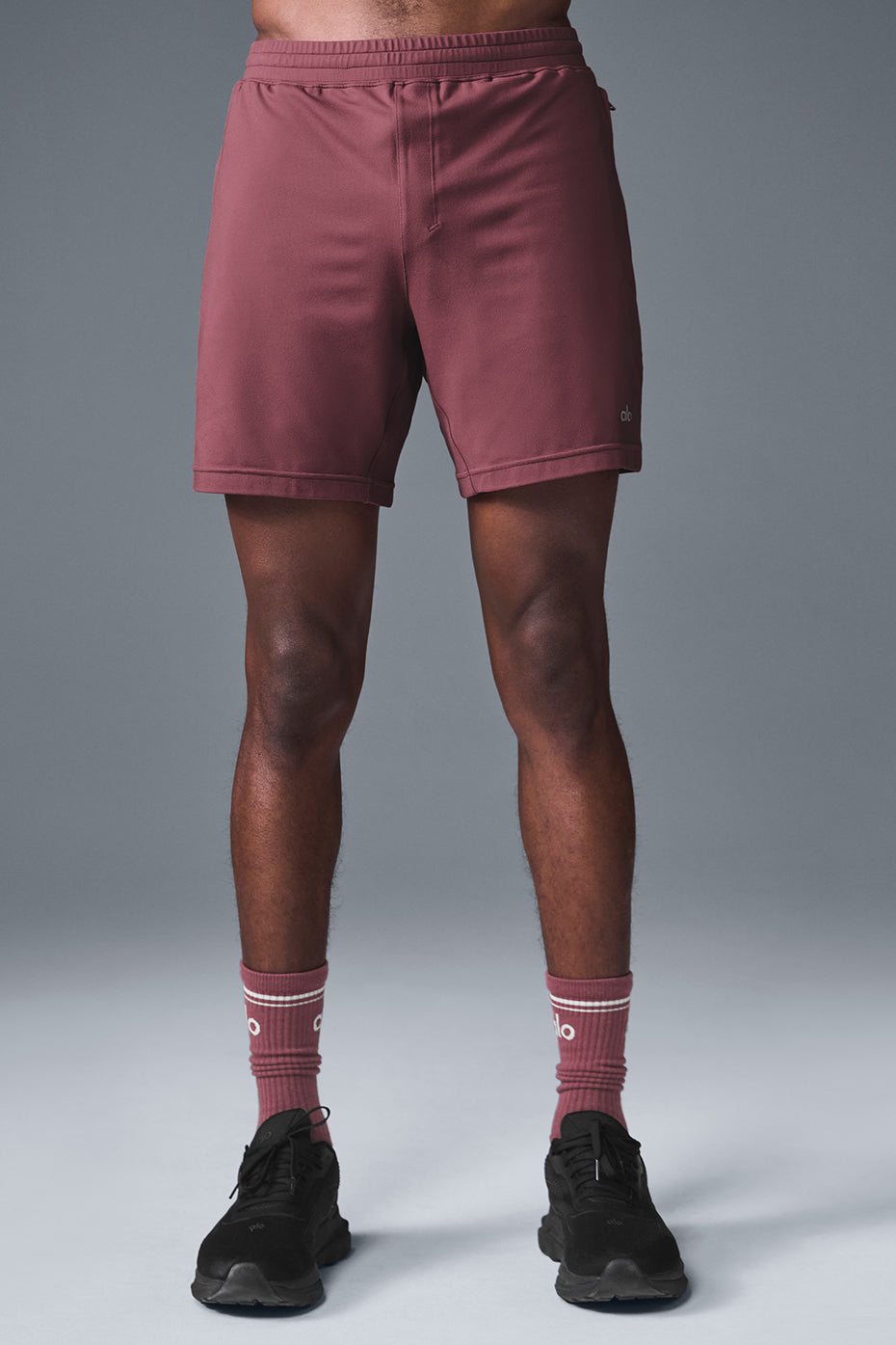 7 Conquer React Performance Short - Burgundy Truffle