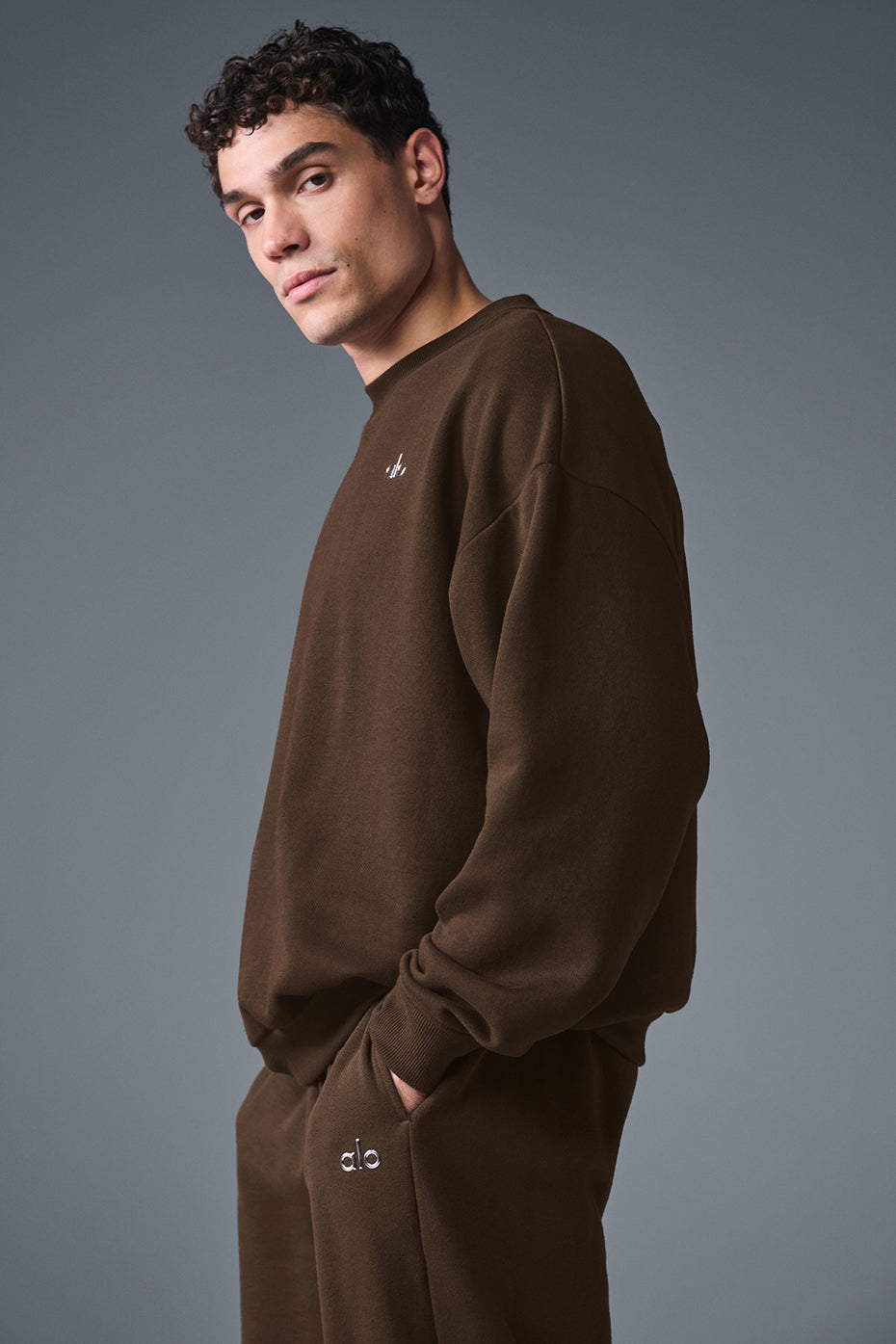 Accolade Crew Neck Pullover - Espresso - Image 4