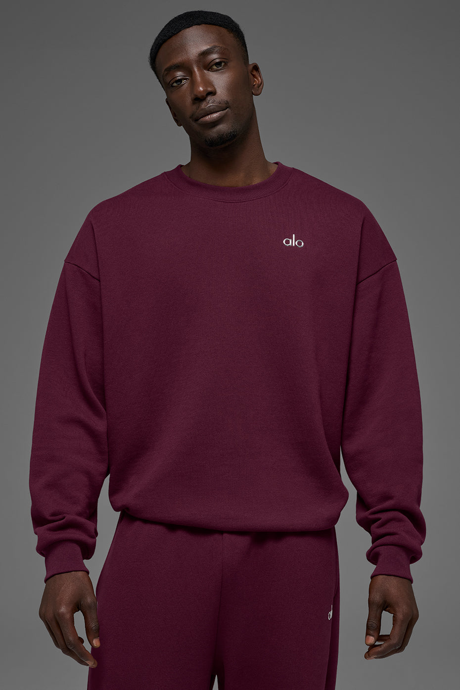 Accolade Crew Neck Pullover - Burgundy