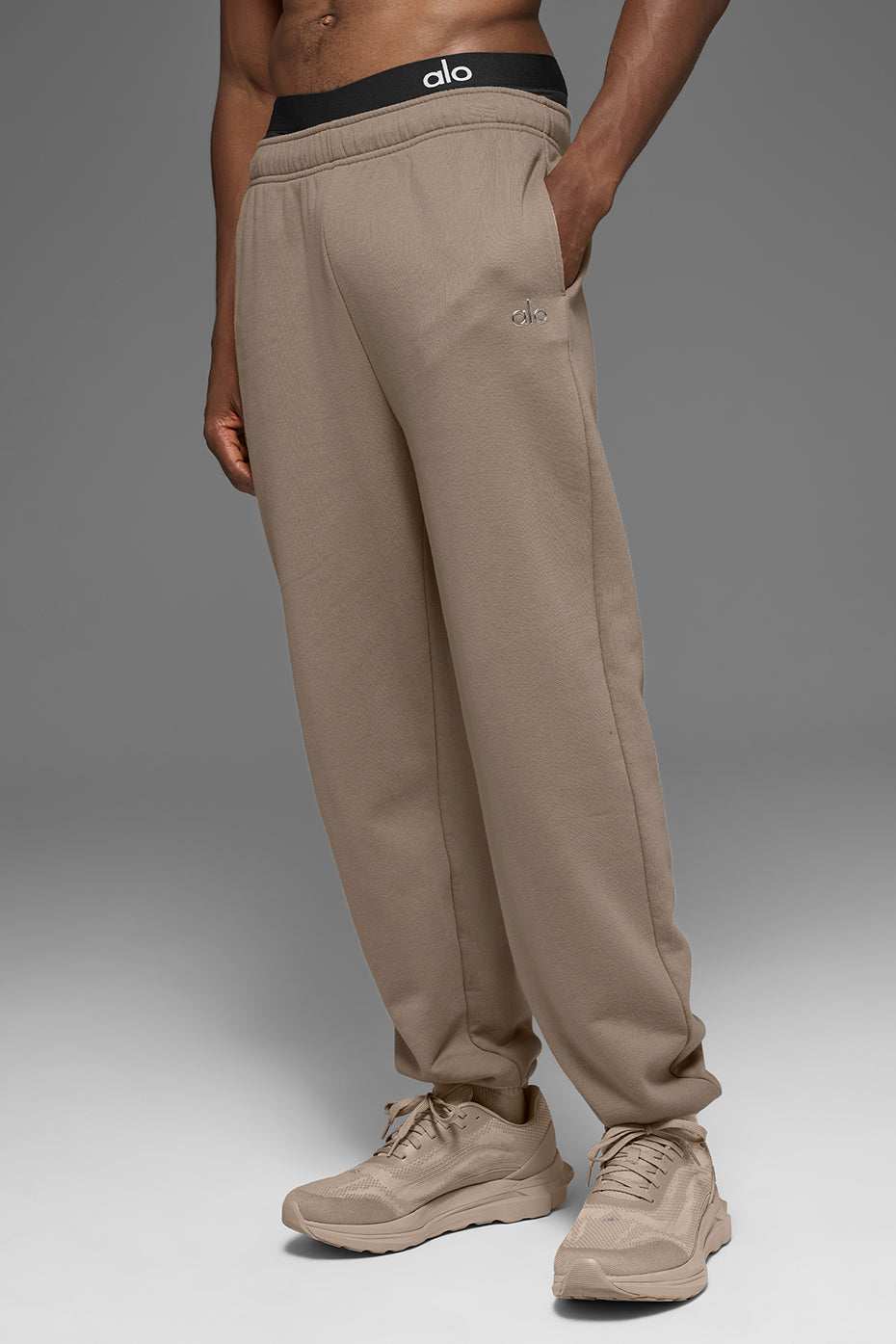 Accolade Straight Leg Sweatpant - Gravel