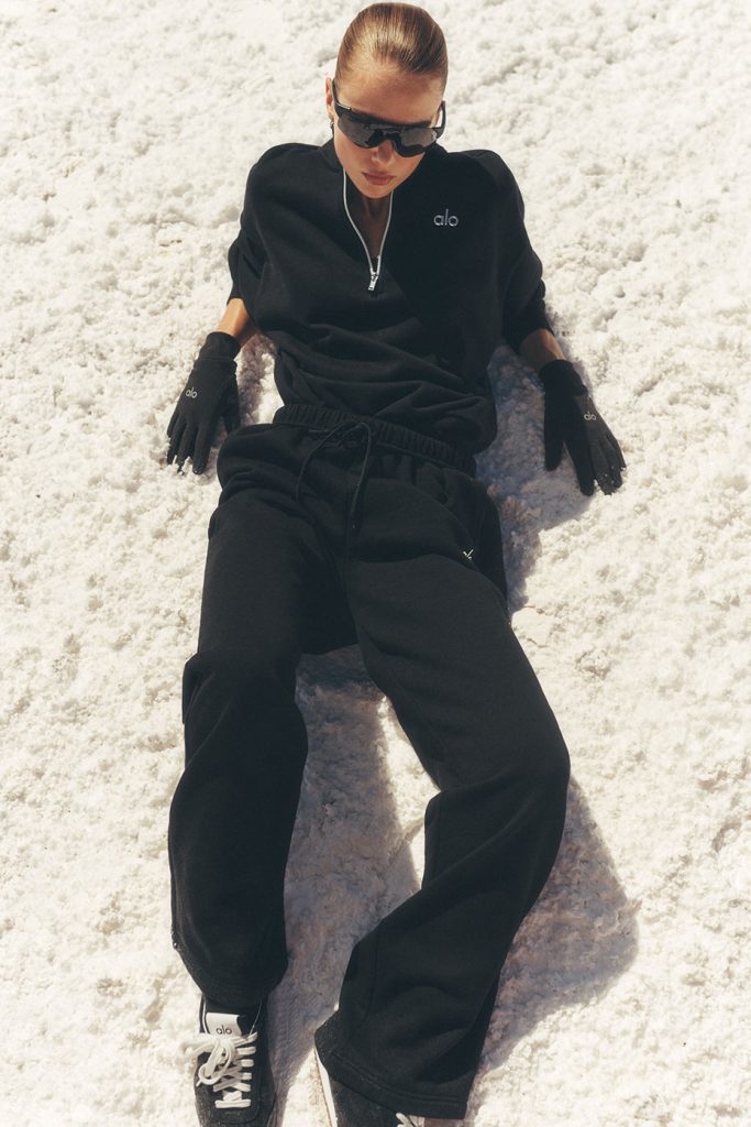 Accolade Straight Leg Sweatpant - Black