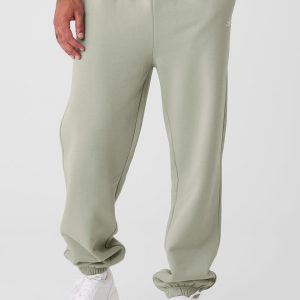 Accolade Sweatpant - Limestone