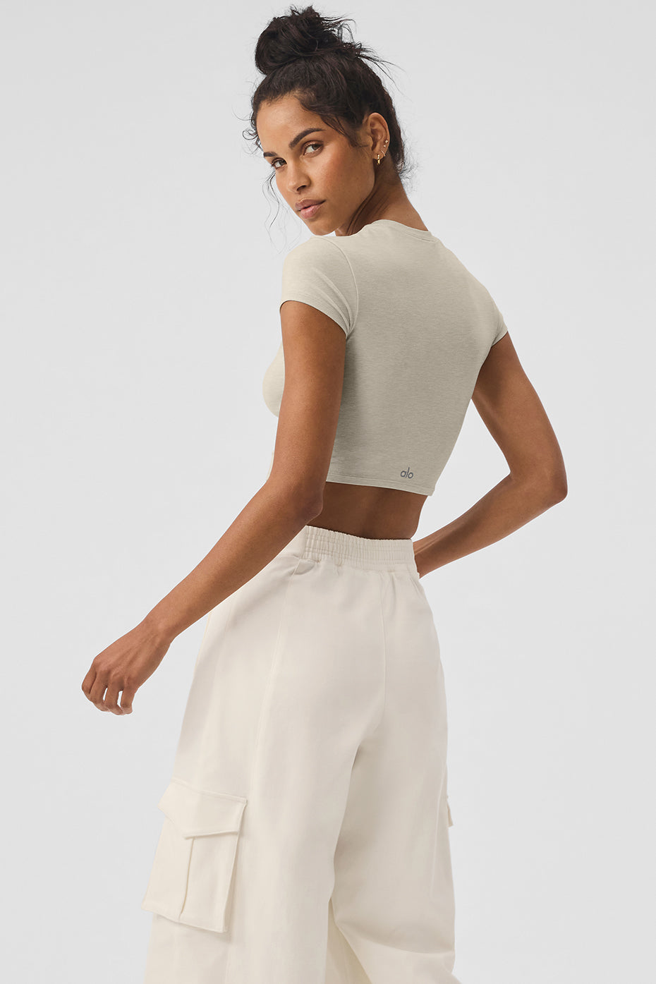 Alosoft Crop Finesse Short Sleeve - Oatmeal Heather - Image 2