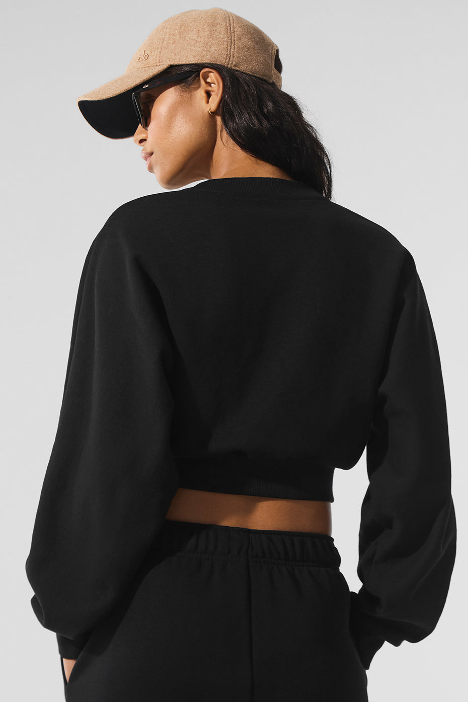 Cropped Accolade Crewneck - Black - Image 3