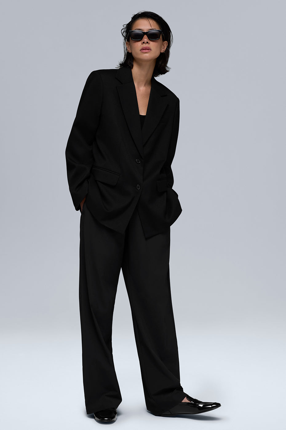 First-Class Blazer - Black - Image 2