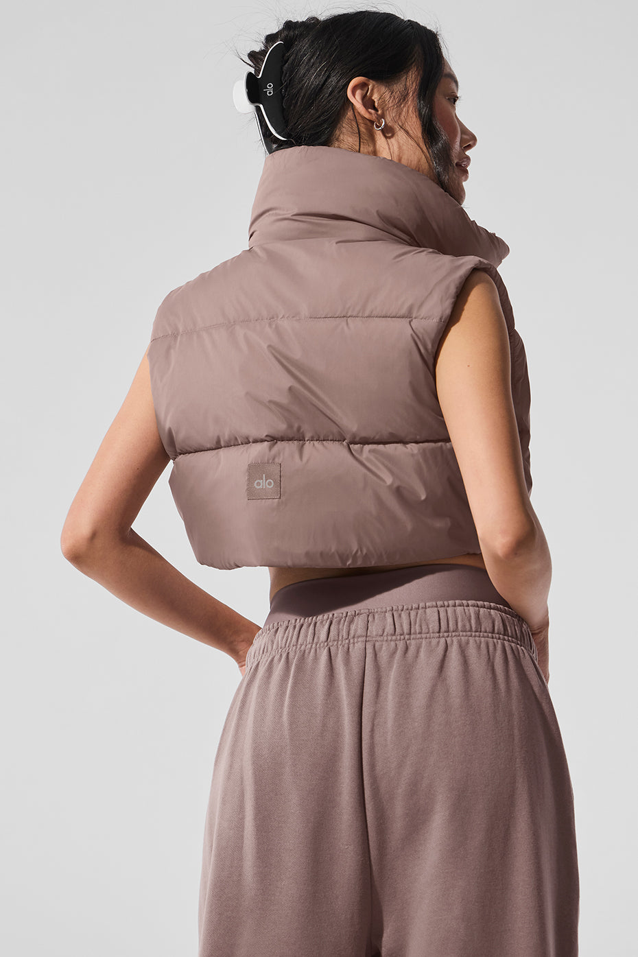 Cropped Gold Rush Puffer Vest - Mushroom - Image 3