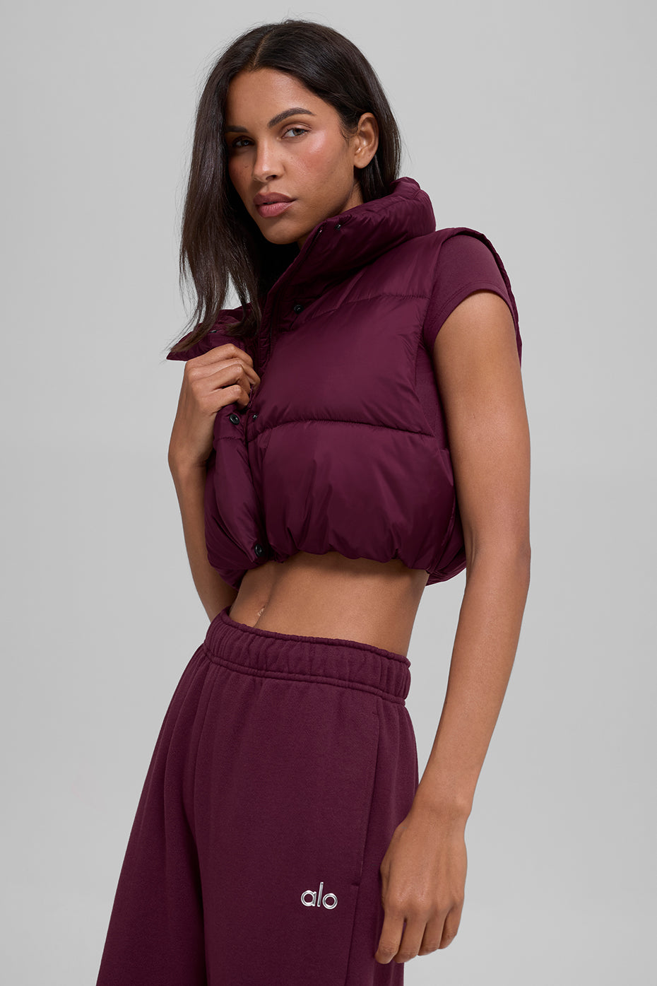 Cropped Gold Rush Puffer Vest - Burgundy - Image 6