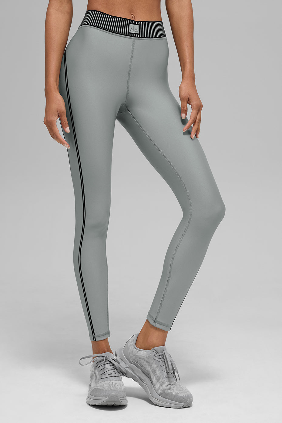 Airlift High-Waist 7/8 Line Up Legging - Lunar Grey - Image 3