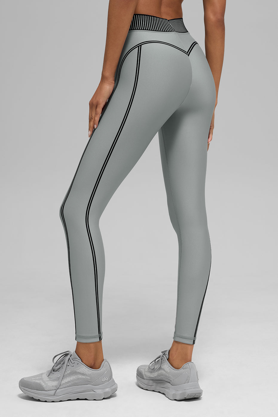 Airlift High-Waist 7/8 Line Up Legging - Lunar Grey - Image 4