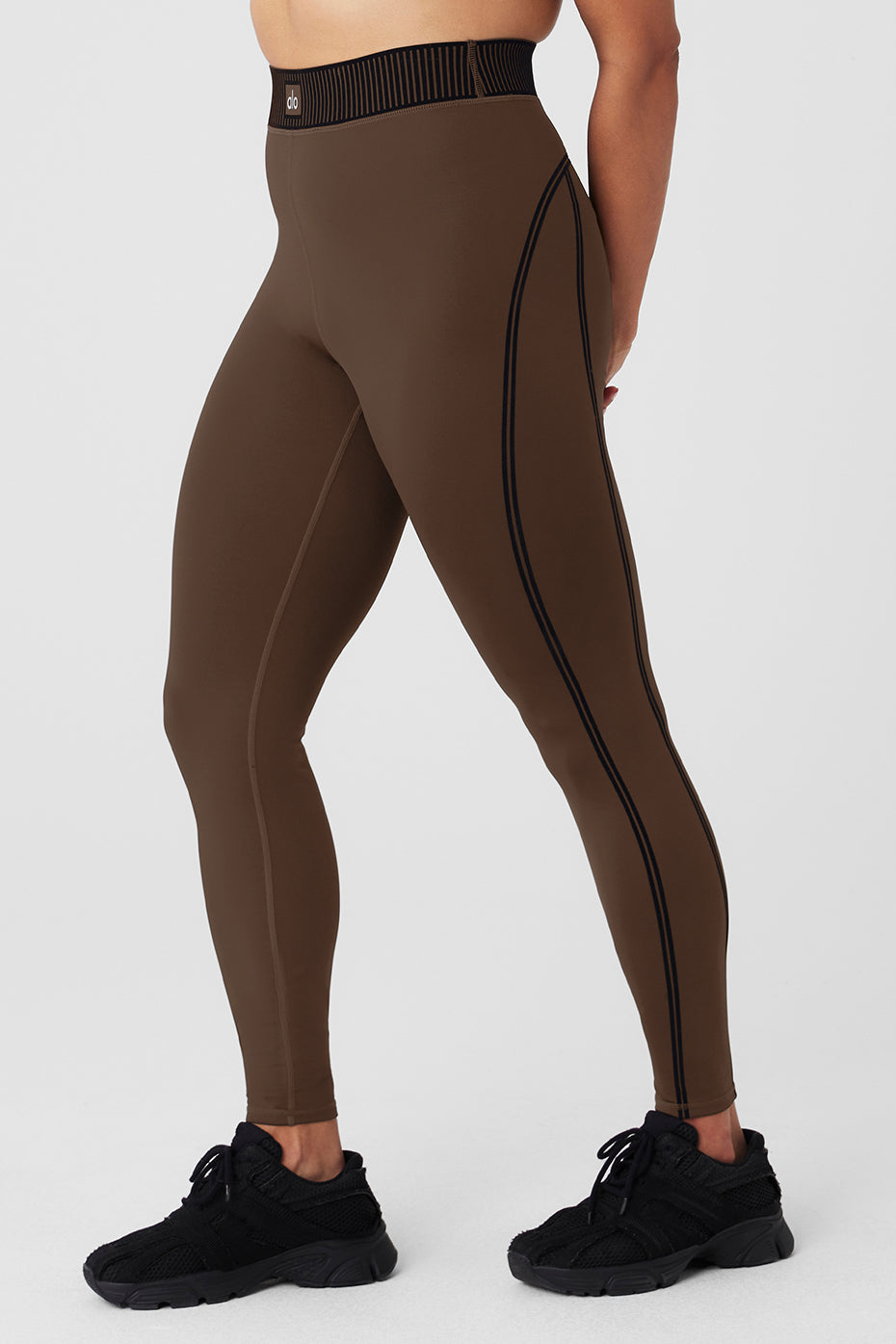 Airlift High-Waist 7/8 Line Up Legging - Espresso - Image 8