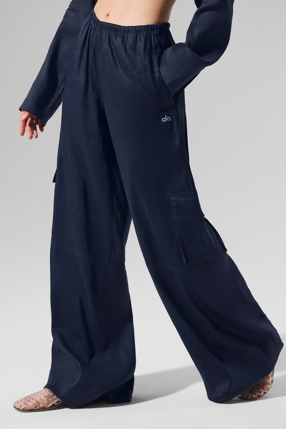 Linen Getaway Cargo Wide Leg Pant - Navy - Image 5