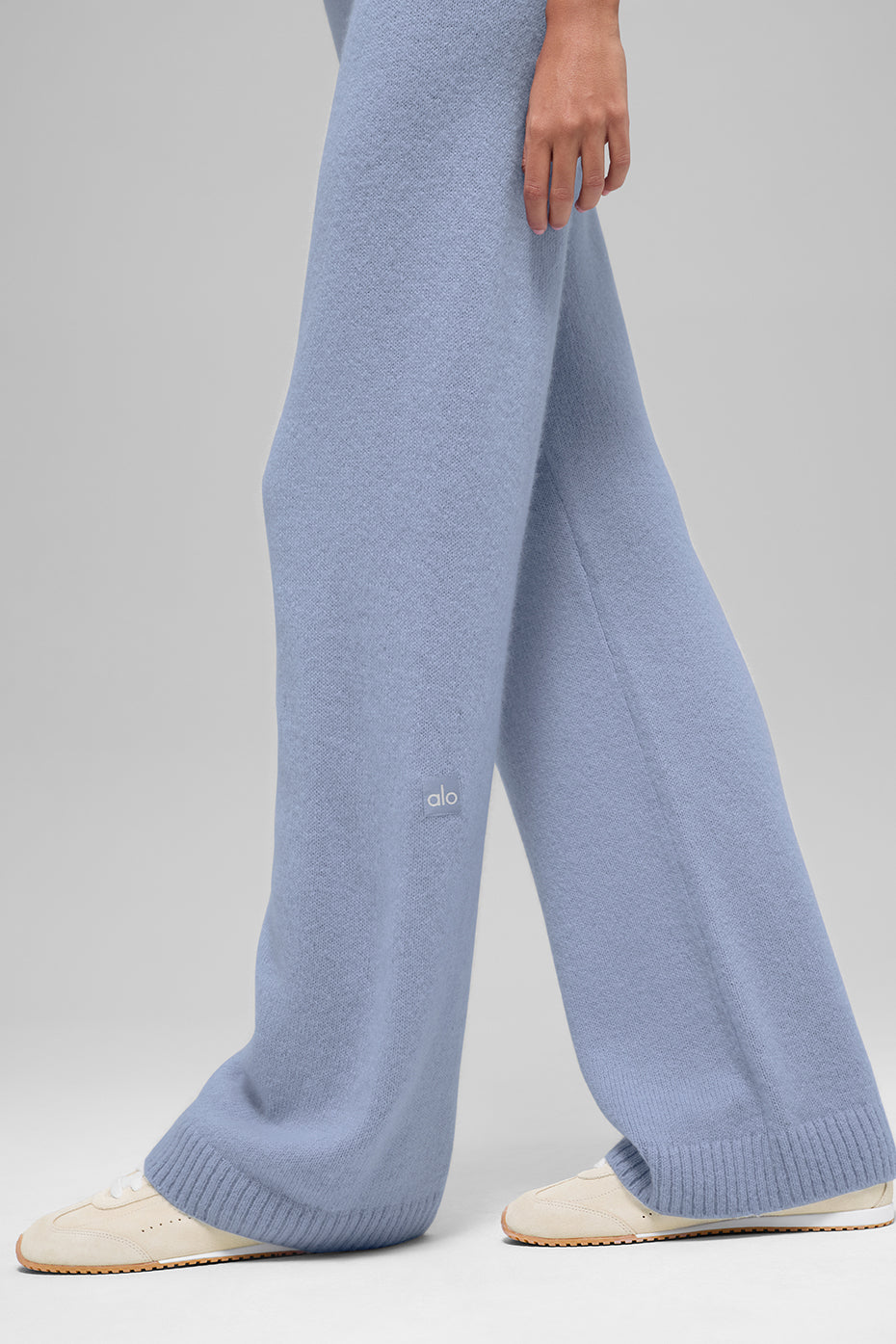 Cashmere High-Waist New Class Wide Leg Pant - Winter Frost - Image 4
