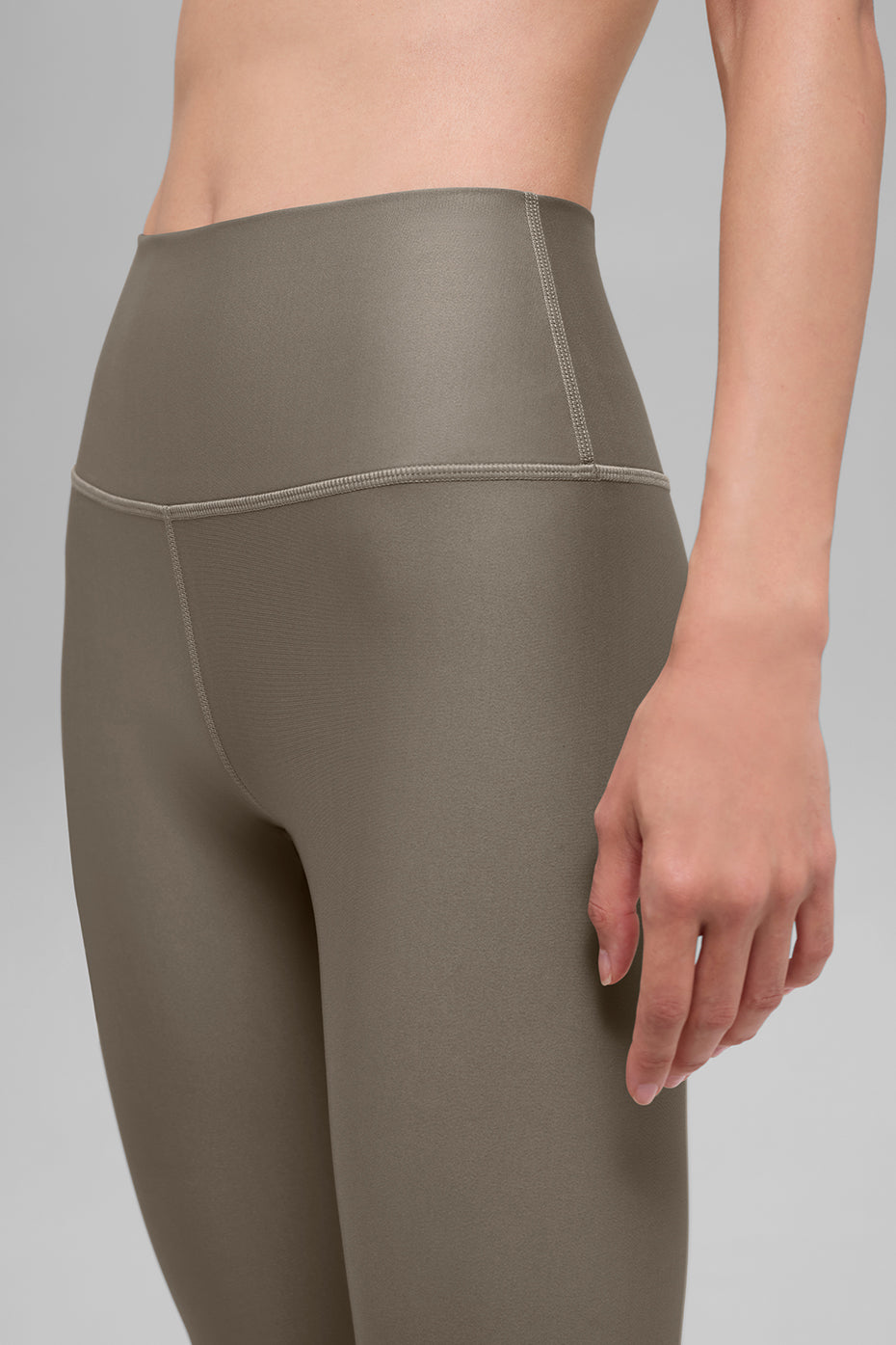 High-Waist Airlift Legging - Light Cocoa - Image 3