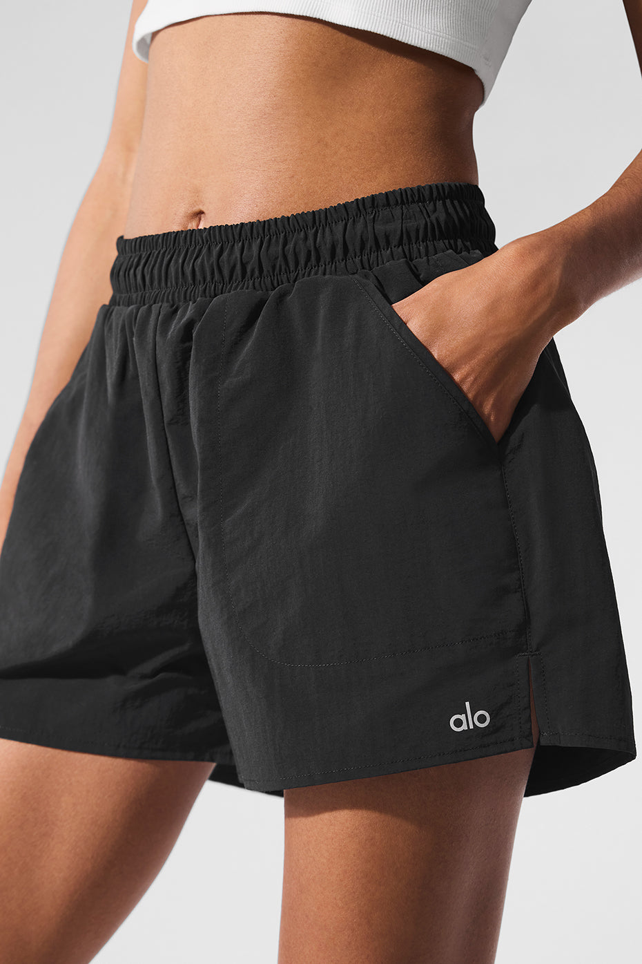 Alumni Short - Black - Image 4