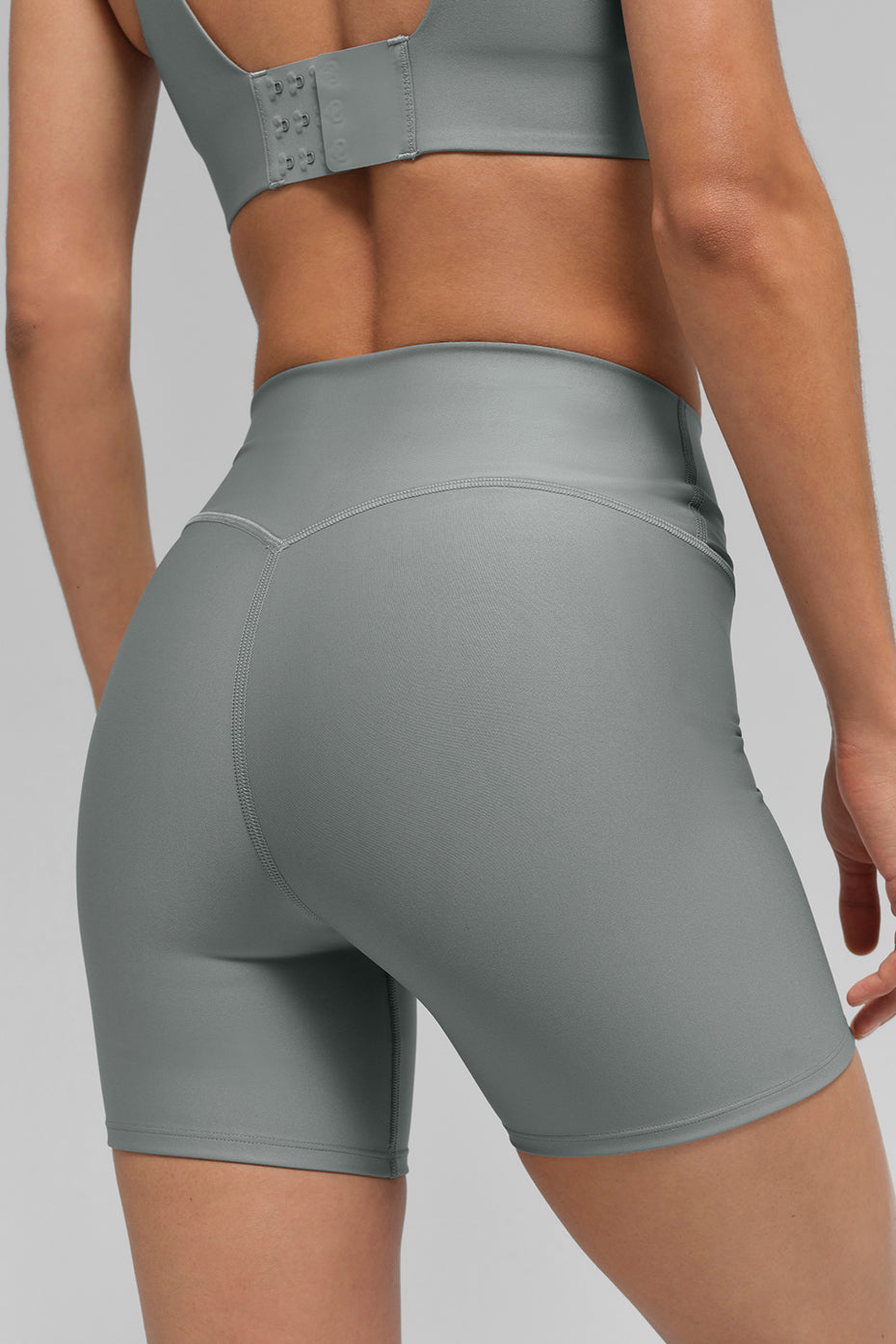 5 Airlift Energy Short - Lunar Grey - Image 3